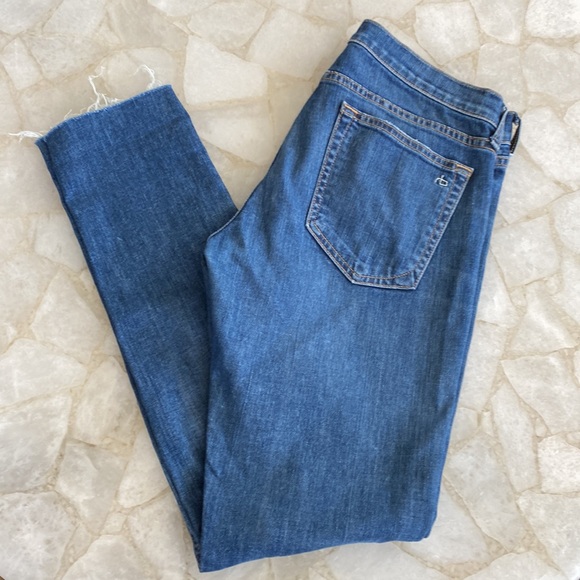 rag  & bone, boyfriend ankle, w/raw hem. Inseam 30.5”, waist is 34”. - Picture 6 of 6